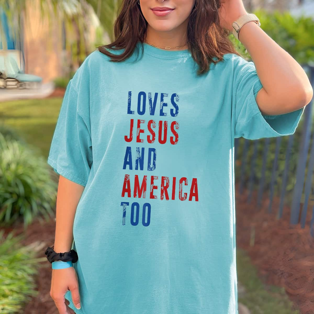 Retro Loves Jesus And America Too God Christian 4th Of July T-Shirt