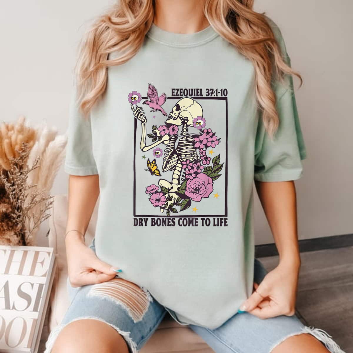 Skeleton Dry Bones Come To Life Christian Halloween Costume T-Shirt Skeleton Dry Bones Come To Life Christian Halloween Costume T-Shirt