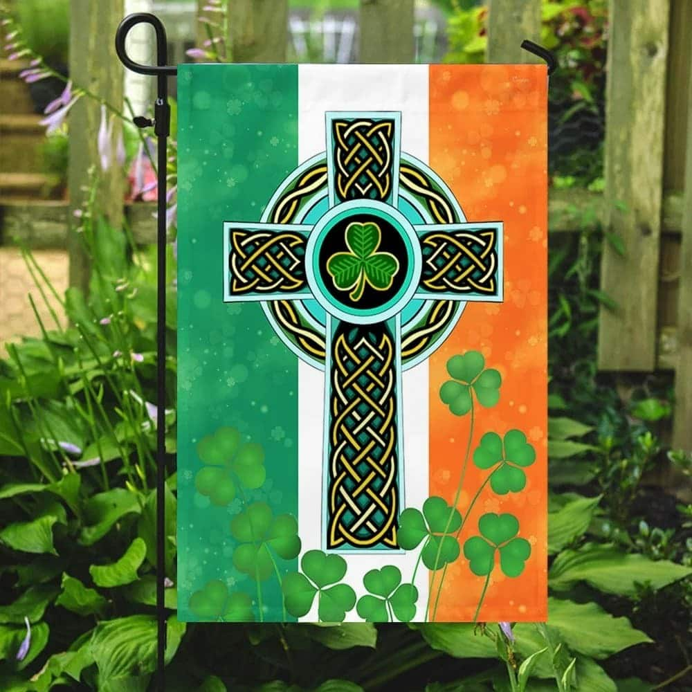 Irish Celtic Knot Cross St Patrick's Day Garden Flag