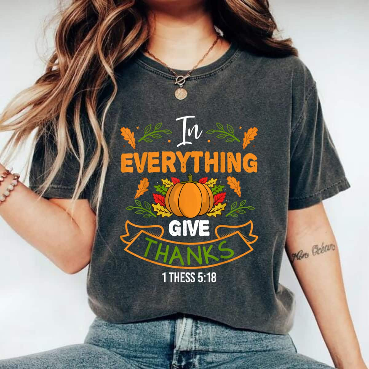 In Everything Give Thanks Christian Thanksgiving Costume T-Shirt