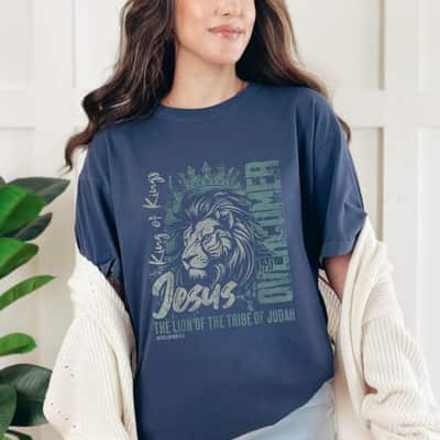 Jesus Is King Lion Of Judah Bible Faith Christian T-Shirt