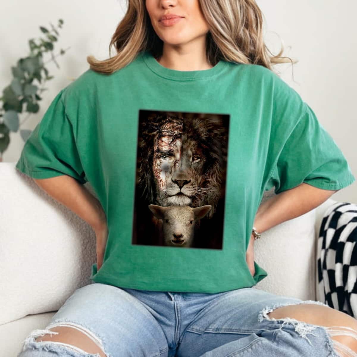 Jesus Lion Lamb Christian Lover Religious T-Shirt Jesus Lion Lamb Christian Lover Religious T-Shirt