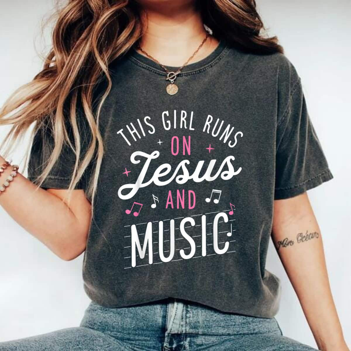 This Girl Runs On Jesus And Music Lover Christian Gift T-Shirt