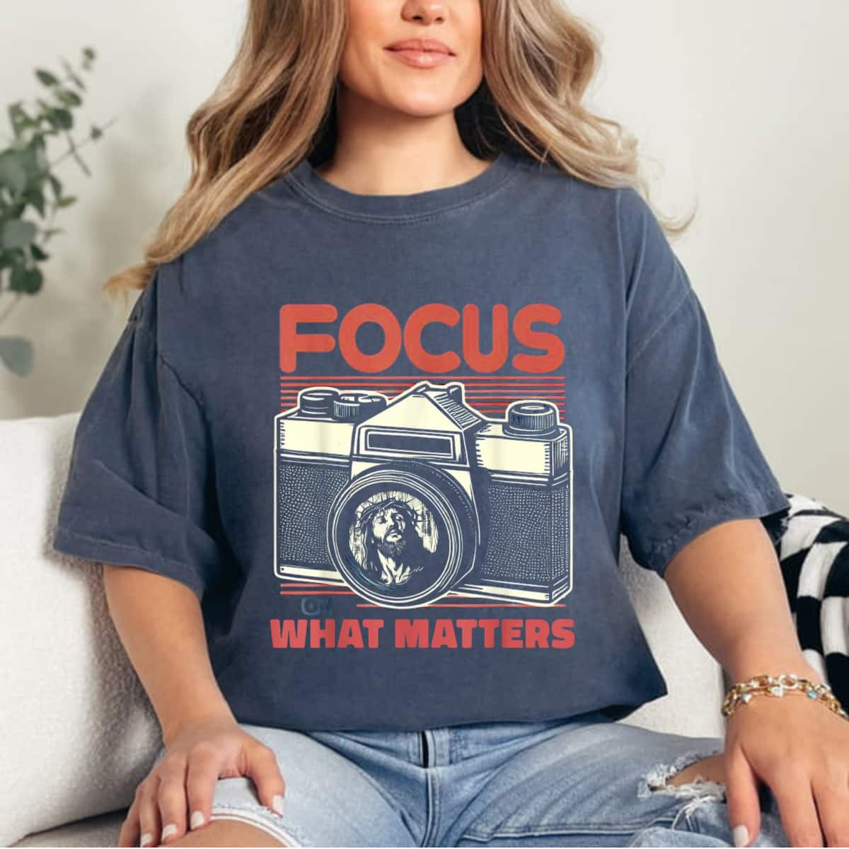 Photography Focus On What Matters Jesus Christian T-Shirt Photography Focus On What Matters Jesus Christian T-Shirt