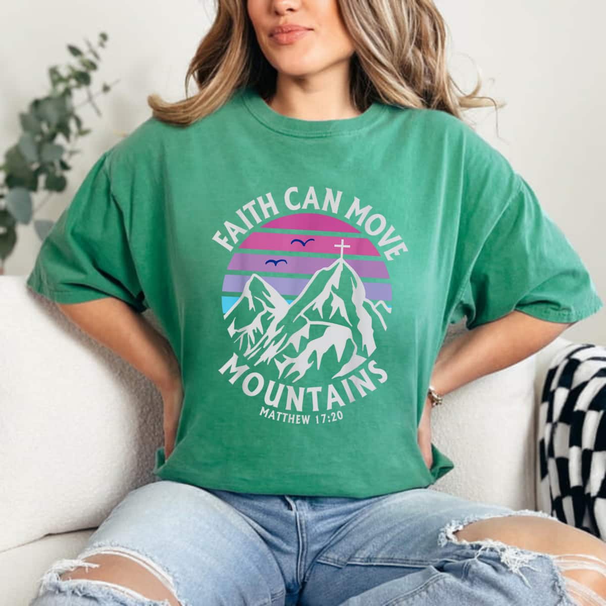 Faith Can Move Mountains Cross Christian Religious Gift T-Shirt