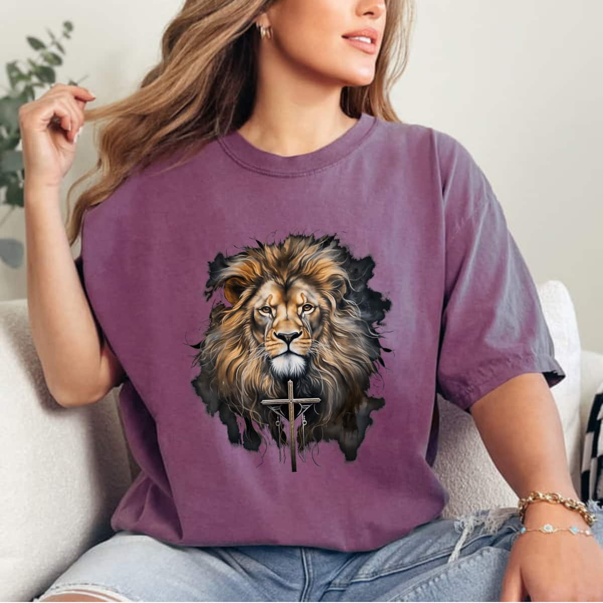 Christian Cross Lion Of Judah Religious Faith Jesus Pastor T-Shirt Christian Cross Lion Of Judah Religious Faith Jesus Pastor T-Shirt